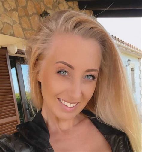 leonie pur free|Leonie Pur (@leonie